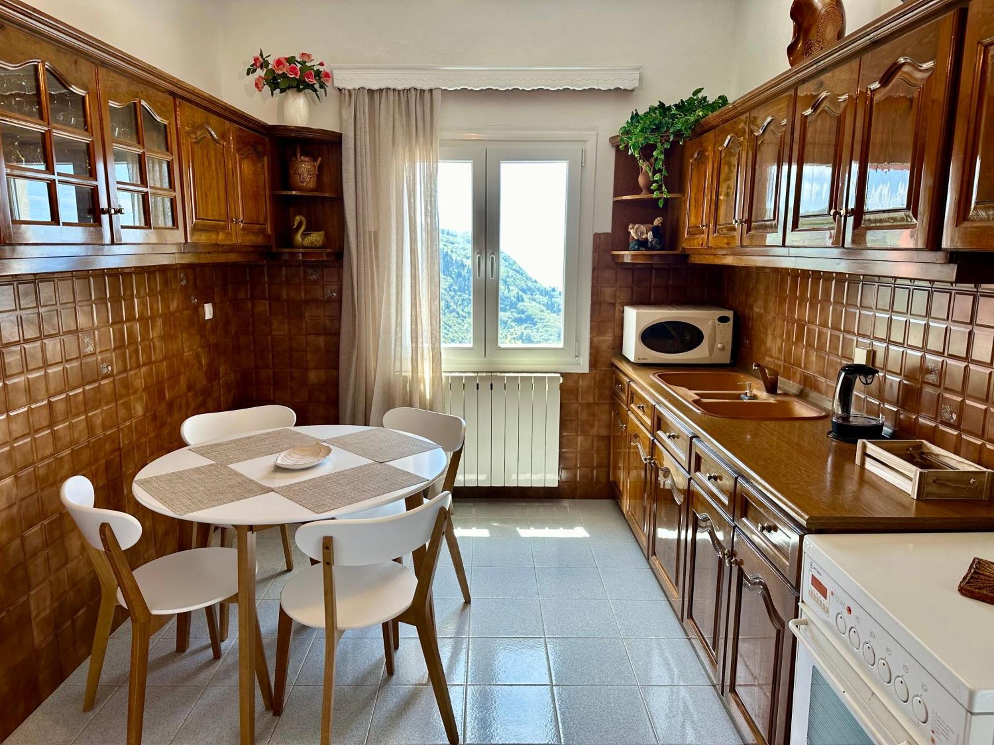 Horizon Blue Apartment Ano Garouna